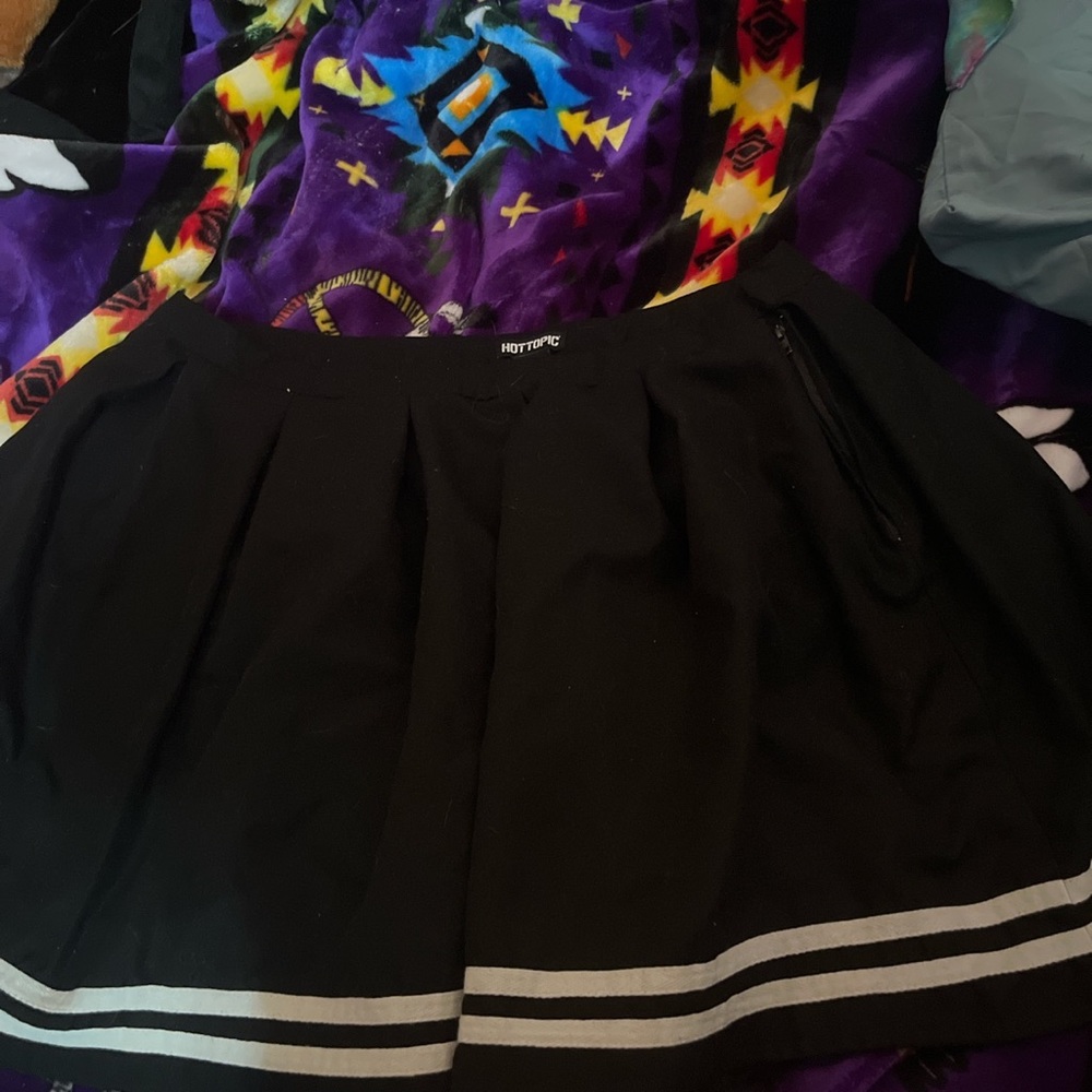 Hot topic skirt
